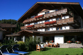 Гостиница Hotel Catinaccio  Виго-Ди-Фасса